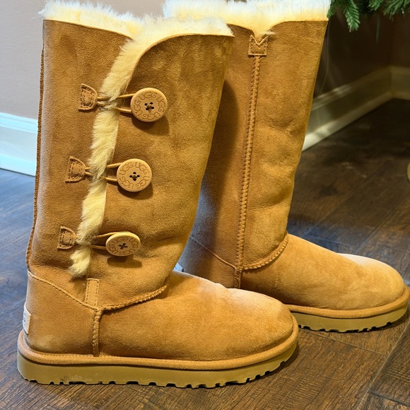 Ugg Bailey Button Tall Boots - Picture 3 of 7